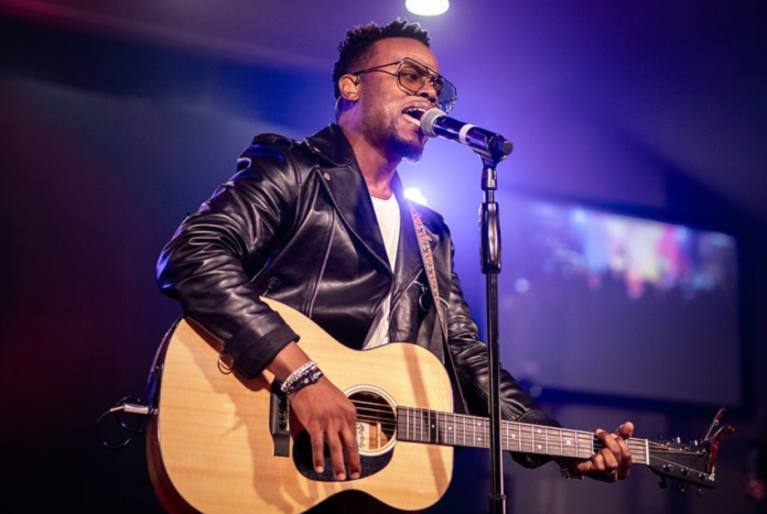 Travis Greene | credit: @travisgreenetv