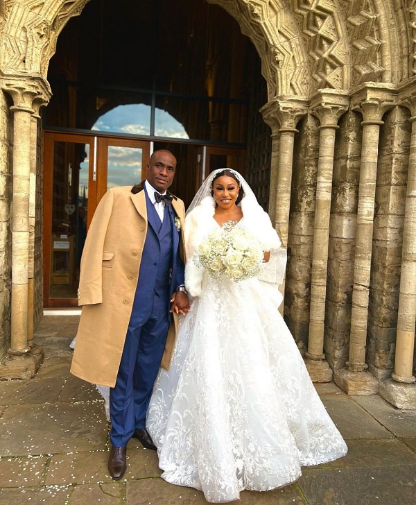 Videos from Rita Dominic and Fidelis Anosike's white wedding trends online. Photo credit: @instablog/@chiomaakpotha Read more: https://www.legit.ng/entertainment/celebrities/1506311-it-official-videos-sweet-moment-rita-dominic-hubby-fidelis-anosike-tie-knot-trends/