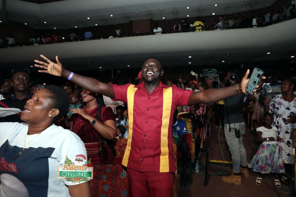 Photos: Kumawood stars thrill patrons with hilarious play at Adom TV’s Nine Lessons and Carols