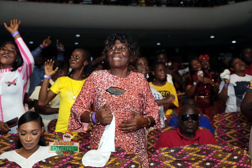 Photos: Kumawood stars thrill patrons with hilarious play at Adom TV’s Nine Lessons and Carols