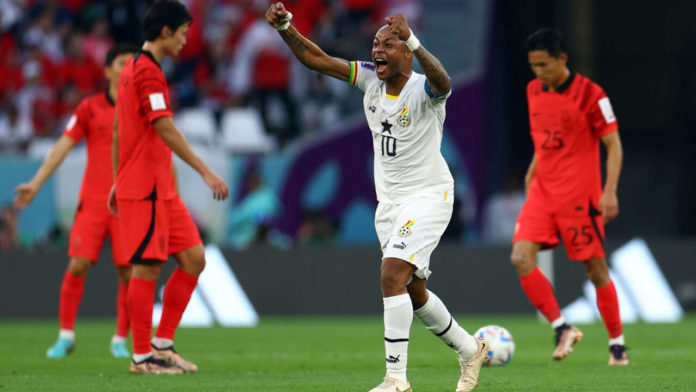 Andre Ayew celebrates