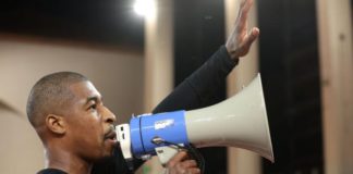 Defender Presnel Kimpembe spoke to PSG's away fans at Monaco