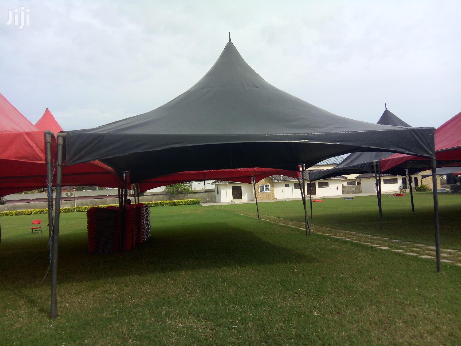 Funeral canopy kills man