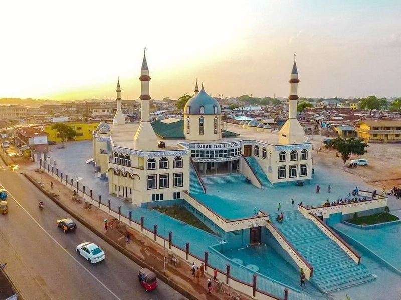 Excitement as Bawumia hands over reconstructed Kumasi Central Mosque