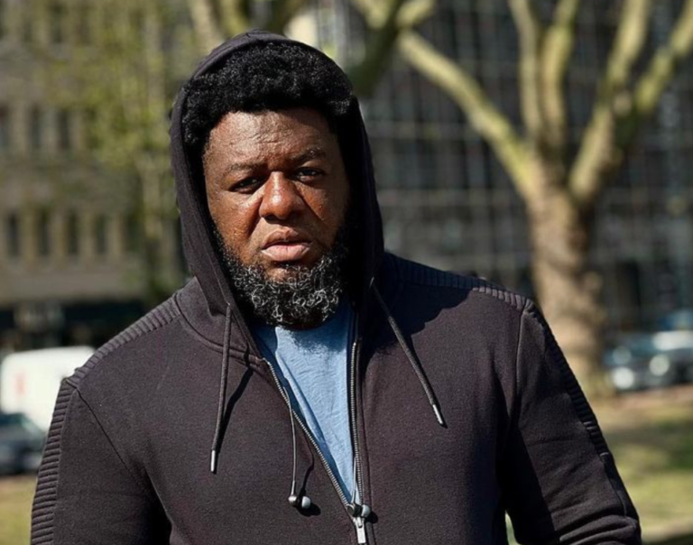 How do we celebrate Independence Day when kids sit on the floor to learn? – Bulldog [Video]