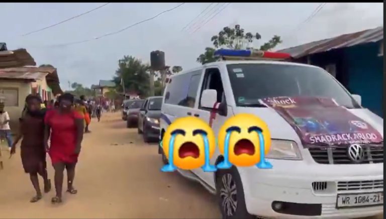 Tears as man allegedly murdered at West Hills Mall is laid to rest [Video]