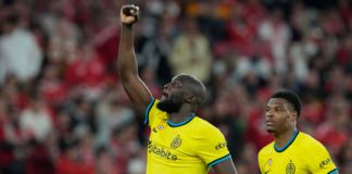 Romelu Lukaku celebrates putting Inter 2-0 up at Benfica