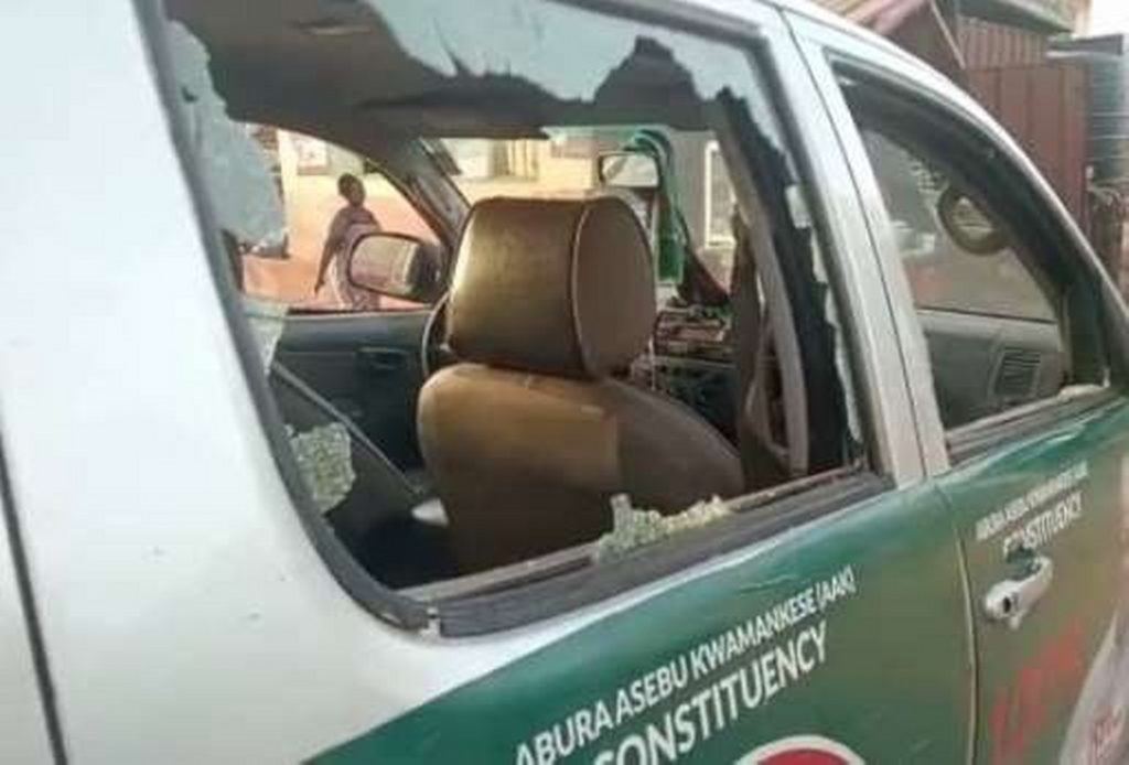C/R: NDC vehicle destroyed. 3 suspects arrested.