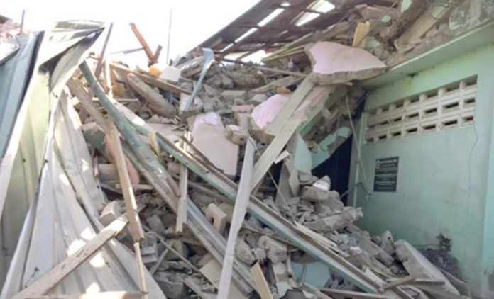 Collapse building
