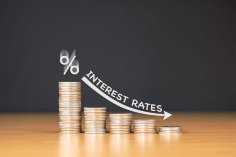 Ghana’s reference rate drops sharply to 11.71%; major interest rate cuts expected