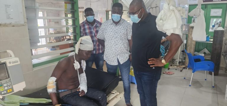 Assin North: NPP executives visit NDC accident victims [Photos]