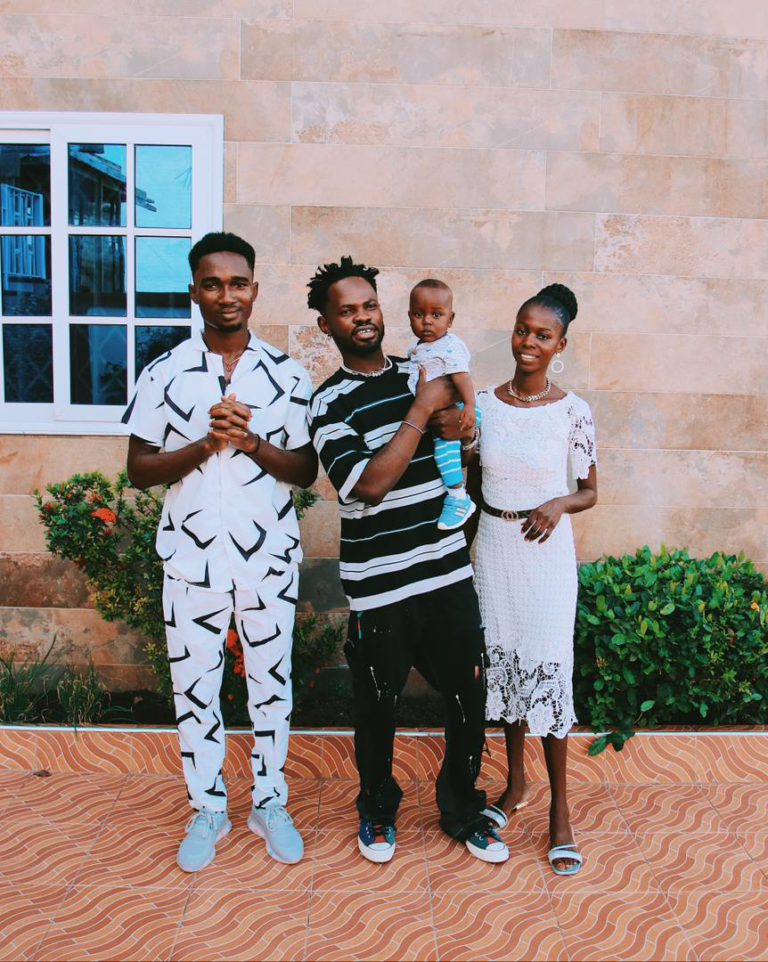 Fameye showers fan with gifts for newborn child [Photos]