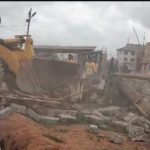 Gomoa East Assembly demolishes road-blocking structure in Gomoa Akotsi
