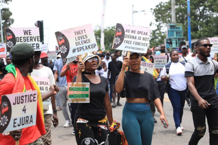 Singer Efya and actress Efia Odo at the #OccupyJulorbiHouse demo in Accra