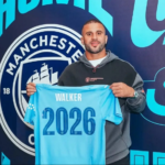 Kyle Walker sign new two-year contract at Man City