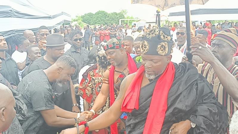 Alan Kyerematen, other big wigs mourn with Kwame A Plus at father’s funeral