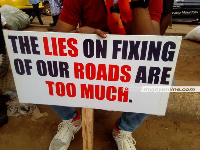 Ashaiman-Road-protest-6-1024x768-1