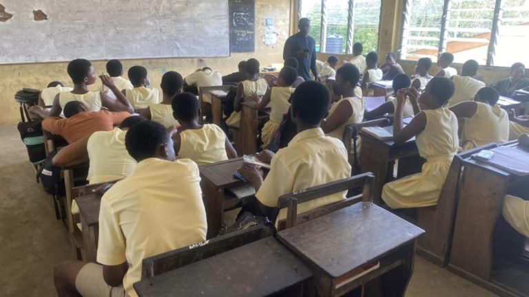 Gomoa West MP spends parliamentary break in the classroom; teaches Apam SHS students [Photos]