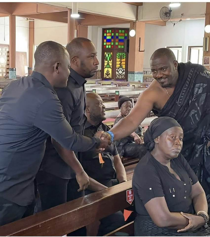 John Mahama, NDC mourn with Dumelo as he buries mum