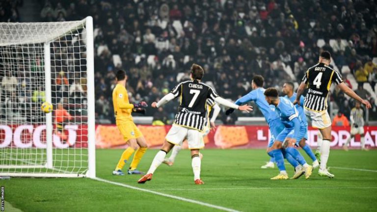 Juventus beat Napoli to move top of Serie A