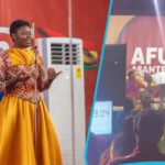 Afua Asantewaa’s team massages her with hot water as she clocks hours