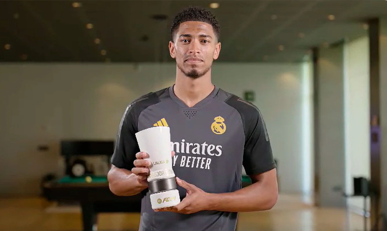 jude bellingham has won the la liga player of the year award