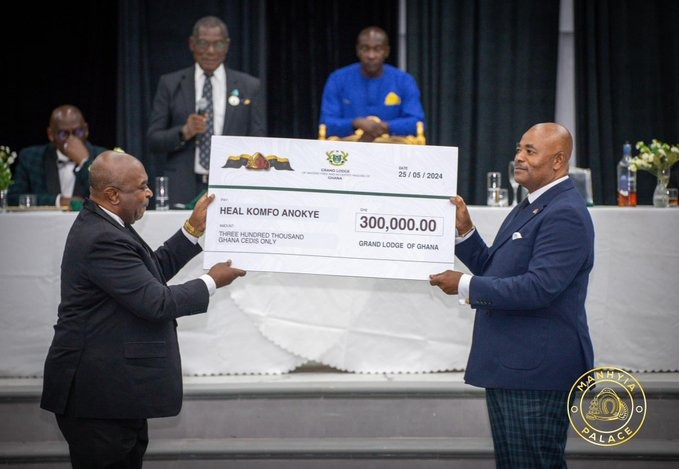 Freemasons donate towards Otumfuo’s “Heal Komfo Anokye Project”