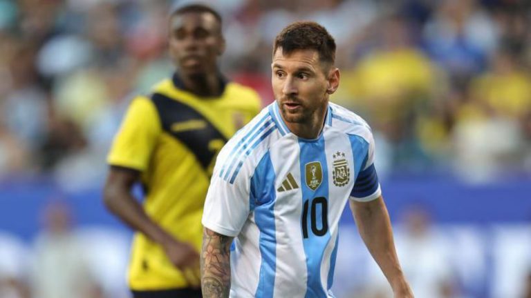 Messi returns as Argentina beat Ecuador