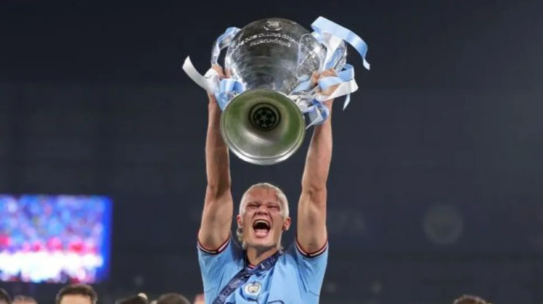 Man City & Man Utd cleared by Uefa to play in Europe