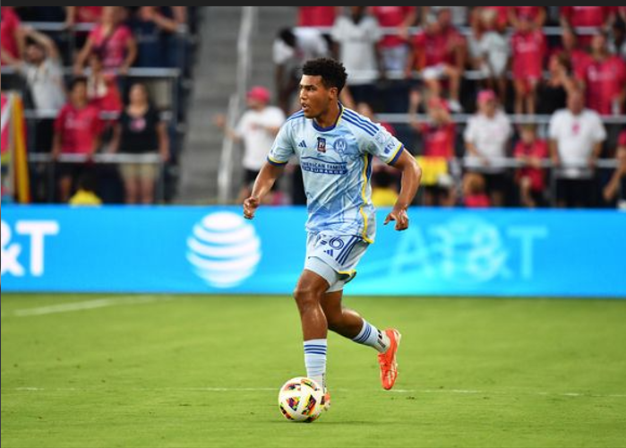 Chelsea agree £8.5m deal for Atlanta defender Wiley