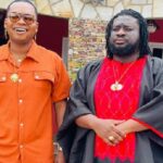 Nana Tonardo (L) with Bishop Kwabena Asiamah, popularly known as 'Ajagurajah' (R)