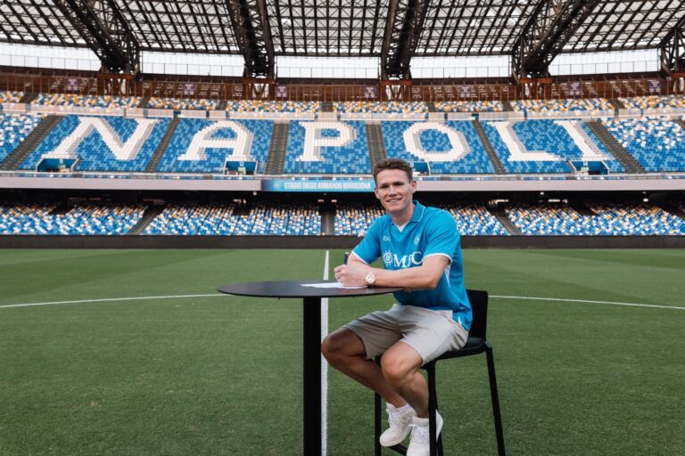 Man Utd midfielder McTominay joins Napoli