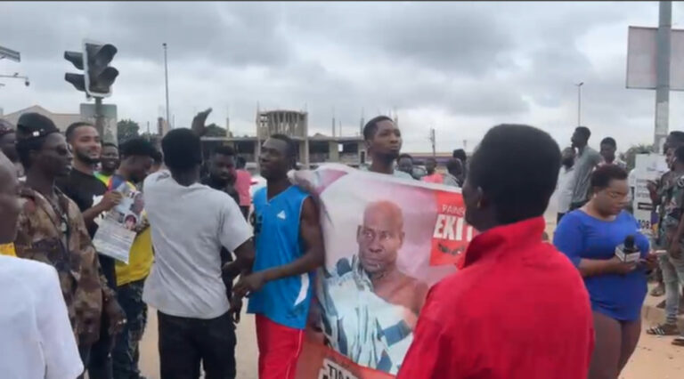 The People’s Forum: Residents protest over lack of traffic lights on Awoshie-Anyaa road
