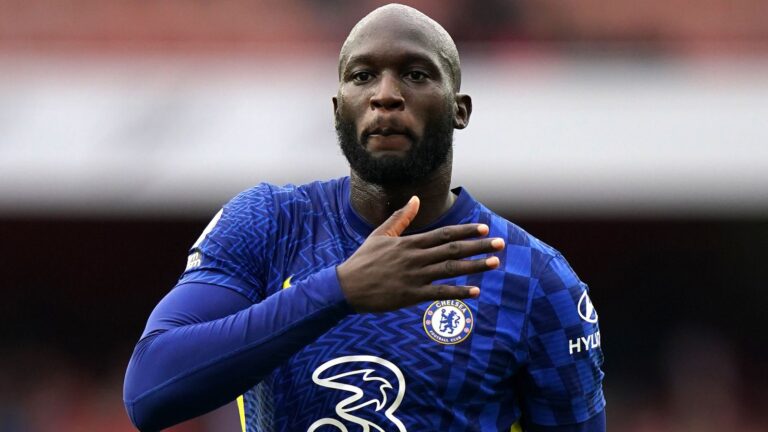 Chelsea agree £25m sale of Romelu Lukaku to Napoli ahead of Victor Osimhen swoop