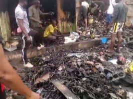 Fire destroys three shops at Kamara