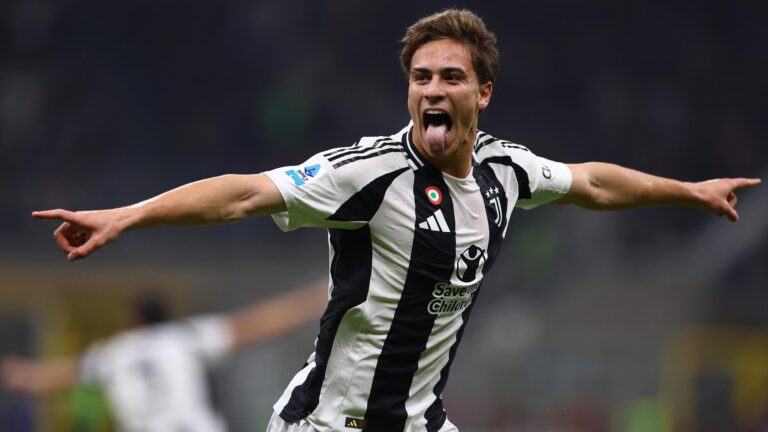 Juventus salvage draw after eight-goal classic with Inter