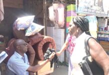 Ahead of new academic year: Traders switch to educational materials