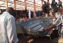 Bawumia donates roofing sheets for Kantamanto Market reconstruction