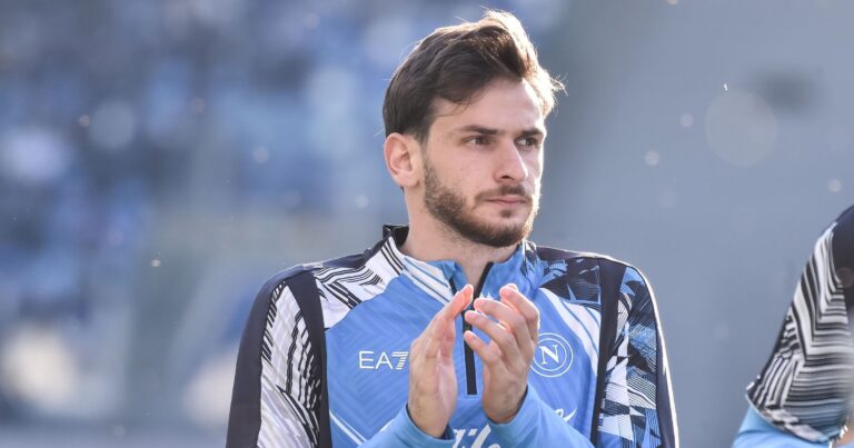 Kvaratskhelia asks to leave Napoli, Conte confirms amid Liverpool and PSG links