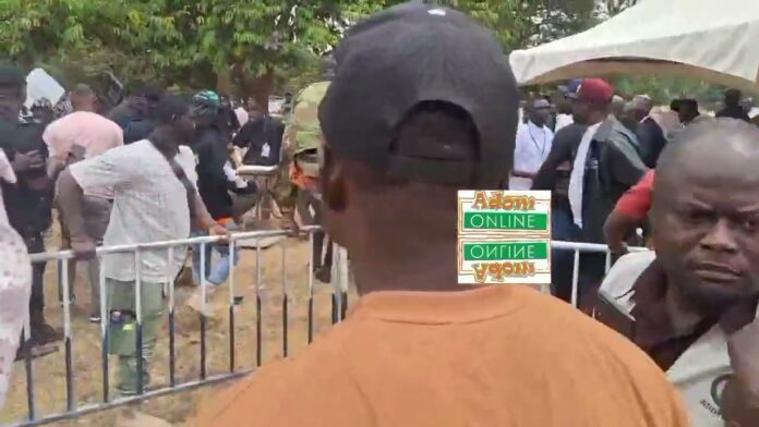 Video Thumbnail: Chaotic scenes from the Ashanti Region Council of State election
