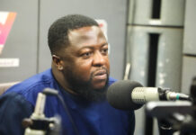 Guru reveals why he wears nose mask and hoodie to lectures