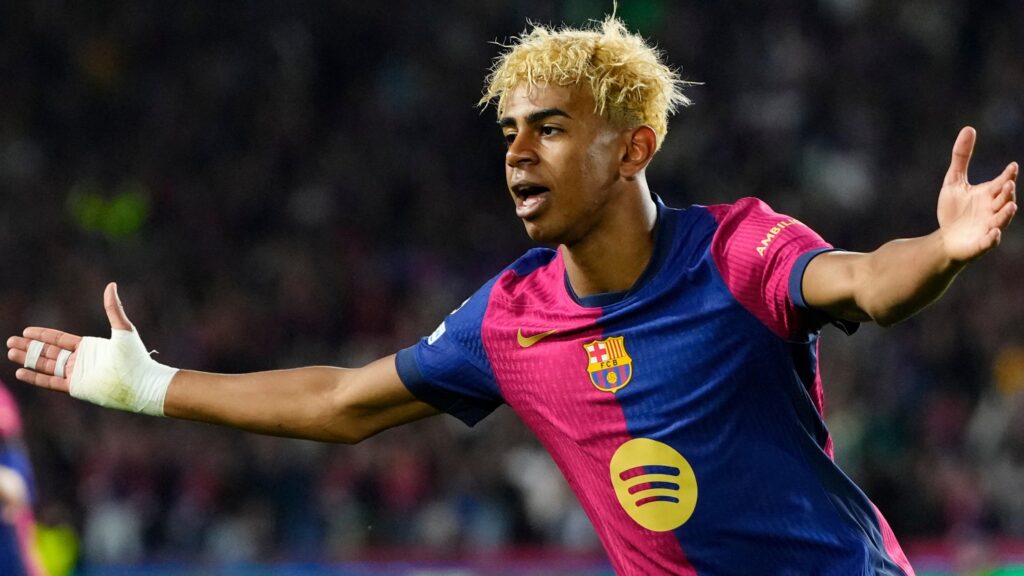 Yamal signs new six-year Barcelona contract