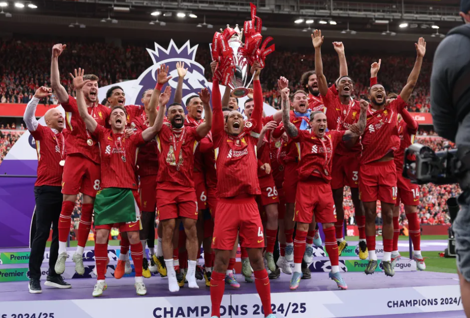 Liverpool lift Premier League trophy after dramatic final day