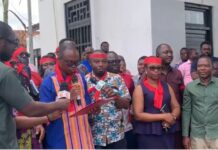 University Senior Staff declare indefinite strike