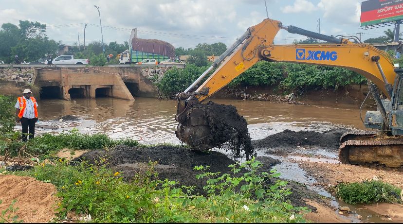 NADMO desilt 17 major drains in Greater Kumasi metropolis to avert flooding