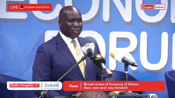 Osei Gyasi of the Bank of Ghana’s Governance Department