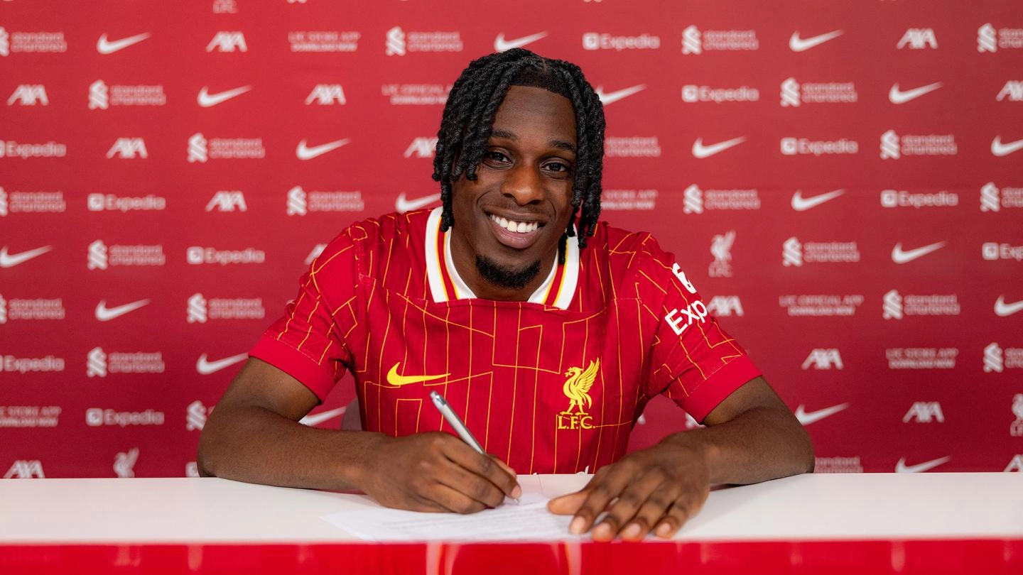 Liverpool sign Frimpong from Leverkusen for £29.5m