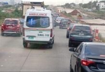 Tipper truck overturns on Accra-Tema Motorway