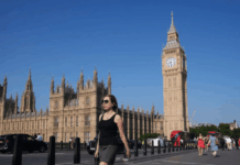 Temperatures pass 32C as first UK area enters heatwave