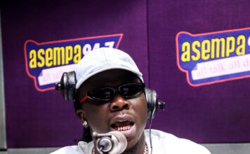 Stonebwoy defends Ghanaian men against ‘stingy’ tag